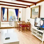 Duesseldorf Messe, 2-Bedroom Duplex Apartment With Terrace And Garden